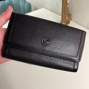 Black Vintage Dooney Wallet